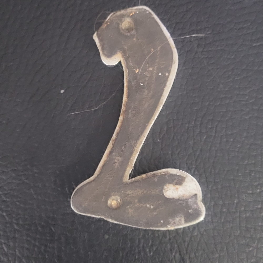 1969 FORD COILED SNAKE FENDER EMBLEM #C9OB-16228-A OEM COBRA/SHELBY MUSTANG - Picture 2 of 2